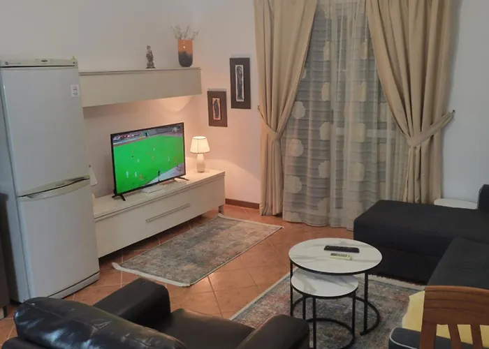 Rudi Apartment 2 In Tirana